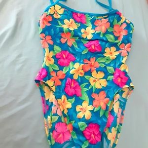 Womens size 14 swimsuit